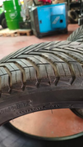 2 Neumáticos Michelin