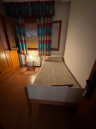 Armario de madera 2 puertas Cama individual