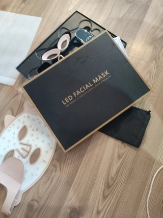 Máscara Facial LED Gato