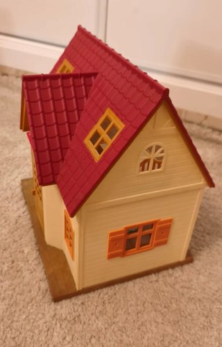 Lote casa Sylvanian families, 3 Figuras y muebles
