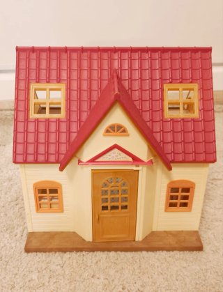 Lote casa Sylvanian families, 3 Figuras y muebles