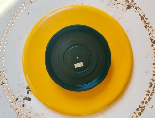 Grande vassoio giallo girevole vintage