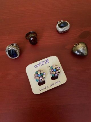 Conjunto de anillos, pendientes y colgantes mujer