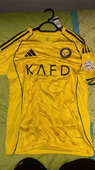 Camiseta Adidas Amarilla