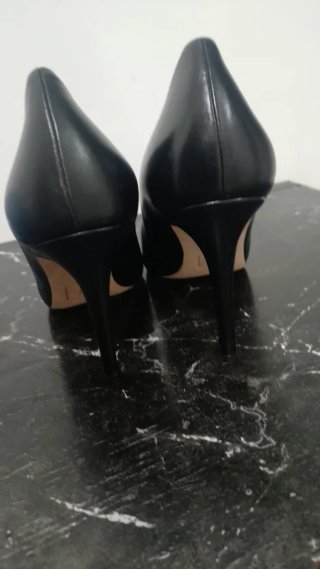 Zapatos de tacón negros Julieta