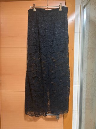 Falda larga Zara encaje negra