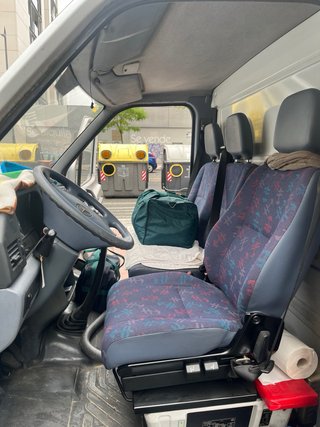 Camión Mercedes 420 d