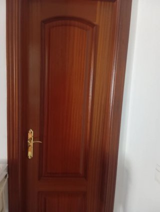 9 Puertas de interior de madera con cristal y lisa
