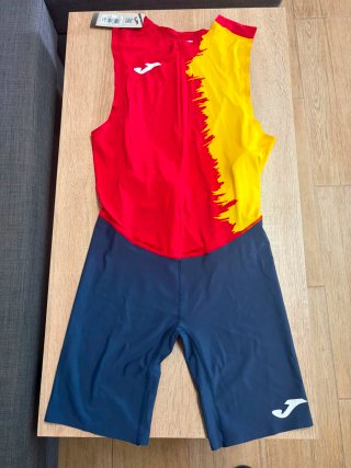 Traje atletismo Joma Elite.