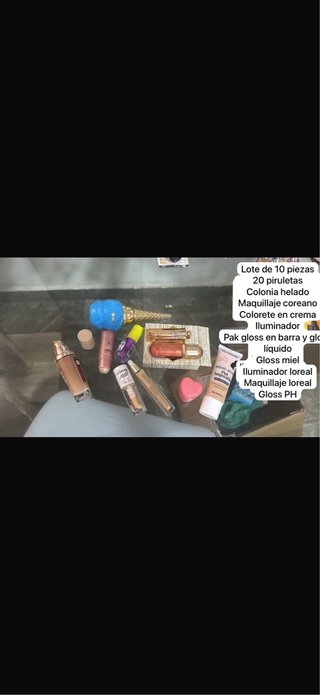 Lote 10 piezas: Colonias y Maquillaje