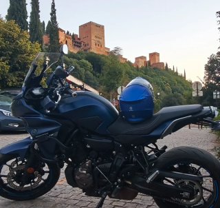 Yamaha MT-07 Tracer Azul