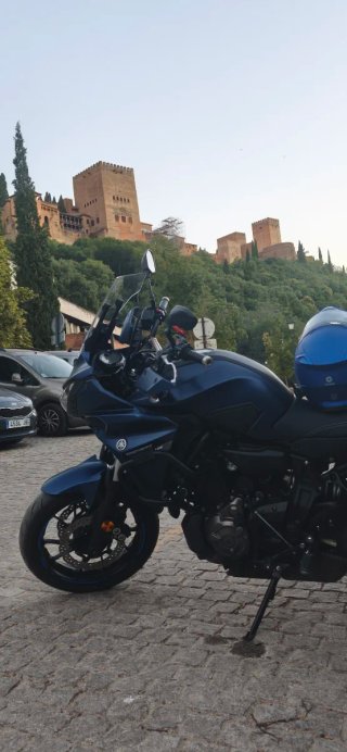 Yamaha MT-07 Tracer Azul