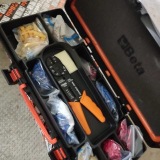 Pinza per capicorda Beta