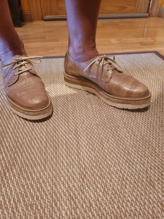 Zapatos Adela Gil Dorados