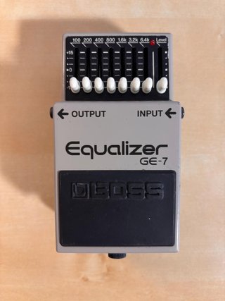 PEDALES GUITARRA ELÉCTRICA