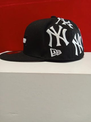 Gorra Supreme New Era Negra Talla 7.1/2