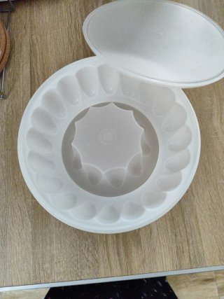 Flanera Tupperware con tapa