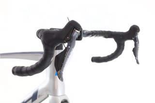 Bicicleta BH Quartz Di2 11V t.54 Reacondicionada