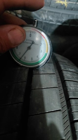 Neumático 195/60/18