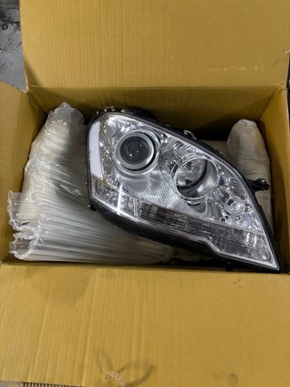 Faro derecho Mercedes ML W164