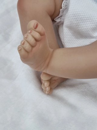 Bebé Reborn realista con certificado