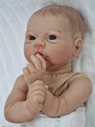 Bebé Reborn realista con certificado