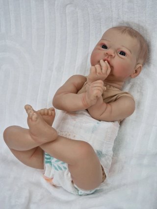 Bebé Reborn realista con certificado