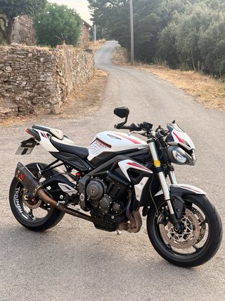 Triumph Street Triple 660S