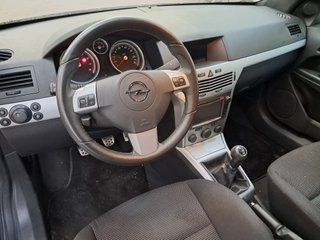 Despiece Opel Astra H GTC 1.8 (2008)
