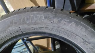 Neumáticos 225/60/18