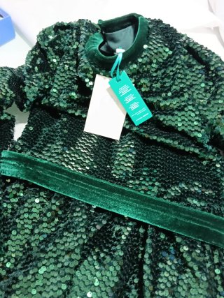Vestido fiesta niña lentejuelas verde sin estrenar