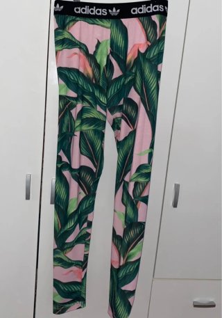 Conjunto Adidas Floral Verde y Rosa