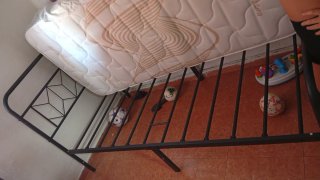 2 Camas de 90 cm, estructura metálica negra