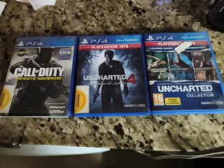 PS4 (PlayStation 4) 1TB Negra