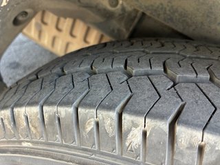 Llantas 15” + Tapacubos + Neumaticos HYUNDAI H1