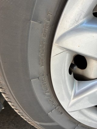 Llantas 15” + Tapacubos + Neumaticos HYUNDAI H1