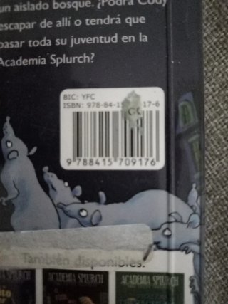 Academia Splurch para niños traviesos El experi...