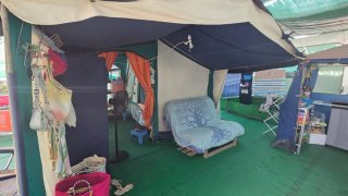 Vendo carrro tienda en muy buen estado