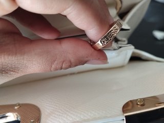 Bolso Guess Blanco y Negro