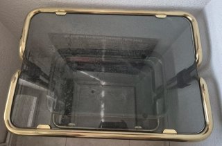 Mueble de cristal