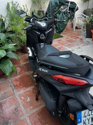 Yamaha XMAX 125 Negra airo max