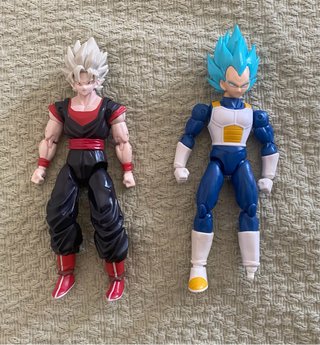 Pack Figuras Marvel y Dragon Ball