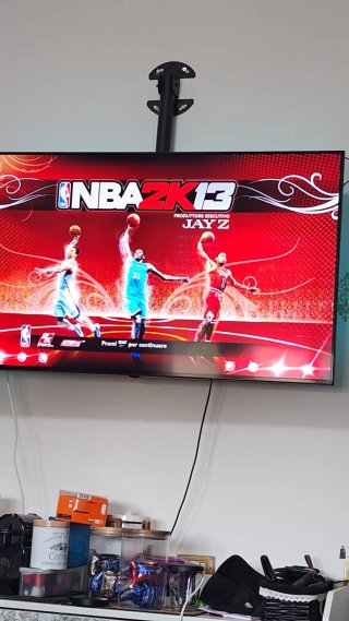 PlayStation 3 con giochi FIFA e NBA