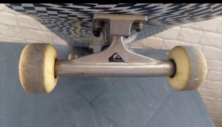 Patineta Quiksilver Negra