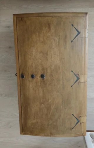 Caja antigua de cedro