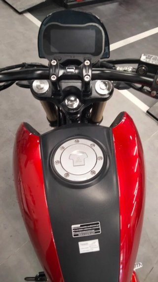 Motor Hispania XRT 125 Roja y Marrón