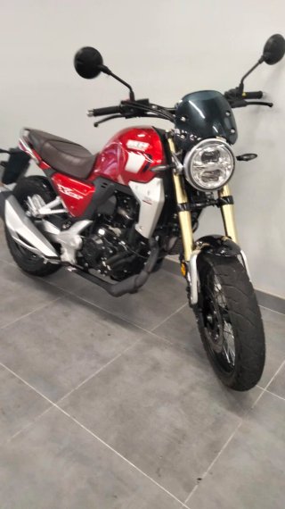 Motor Hispania XRT 125 Roja y Marrón