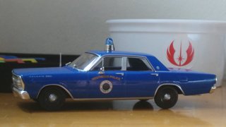 Coche miniatura Ford Galaxie 500 Westwood Police