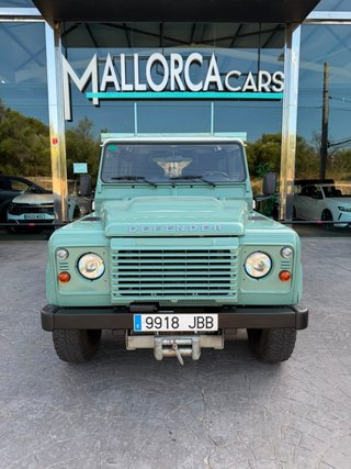 Land Rover Defender 90 SW SE