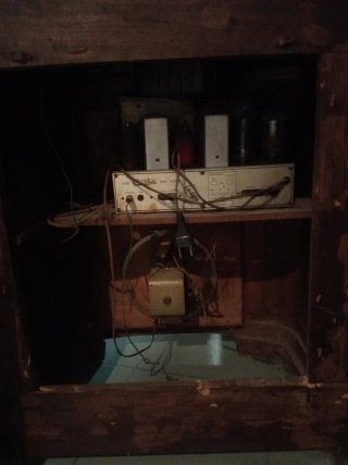 Radio e giradischi d'epoca mobile